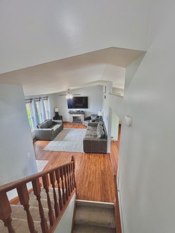 10622 Manor Drive, St. John, IN 46373