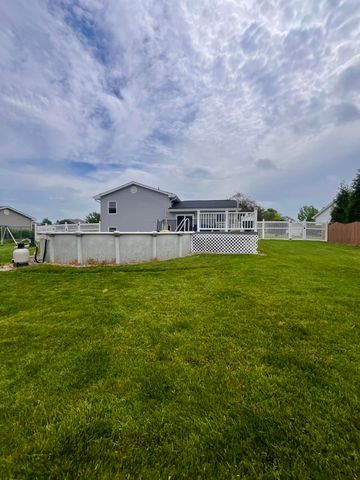 10622 Manor Drive, St. John, IN 46373