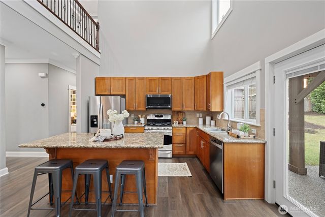 12411 NE 108th Place, Kirkland, WA 98033