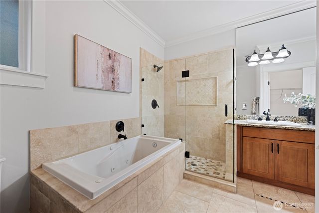 12411 NE 108th Place, Kirkland, WA 98033