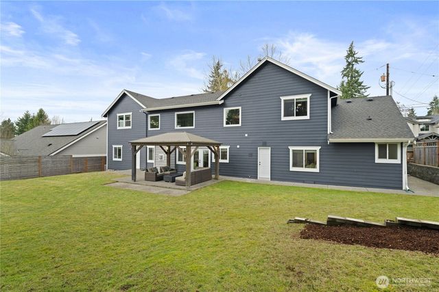 12411 NE 108th Place, Kirkland, WA 98033