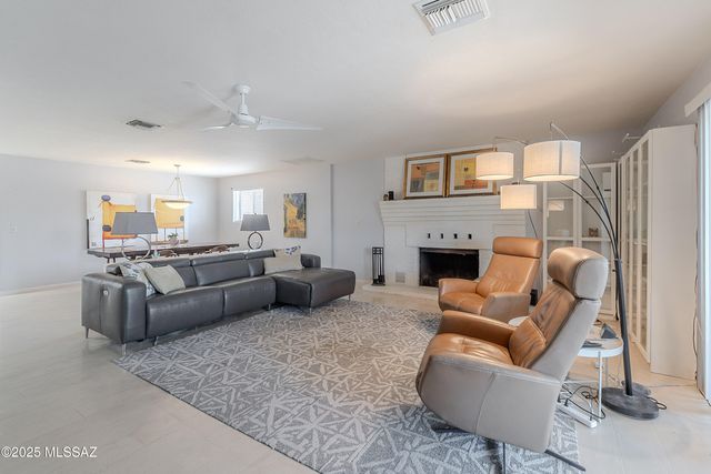 1645 N Indigo Drive, Tucson, AZ 85745