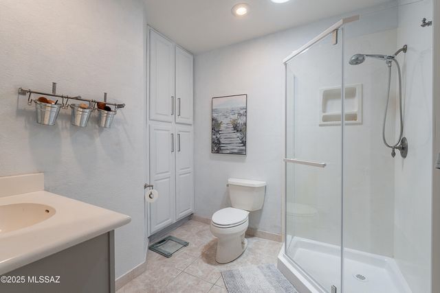 1645 N Indigo Drive, Tucson, AZ 85745