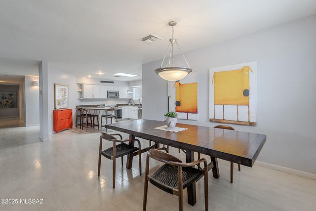 1645 N Indigo Drive, Tucson, AZ 85745