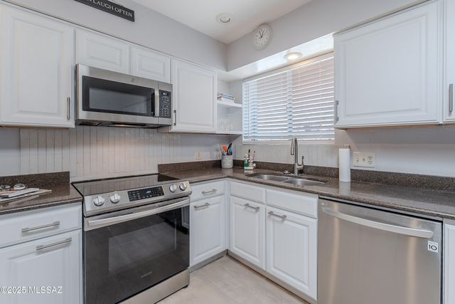 1645 N Indigo Drive, Tucson, AZ 85745