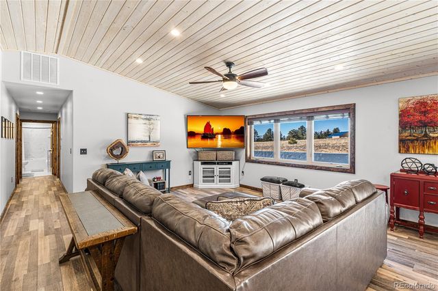1401 Larkspur Lane, Westcliffe, CO 81252