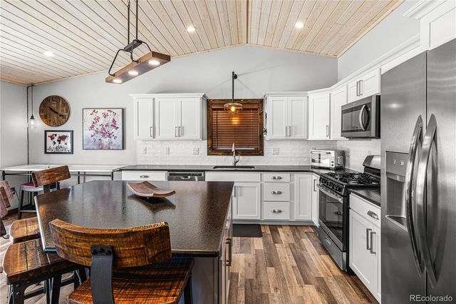 1401 Larkspur Lane, Westcliffe, CO 81252