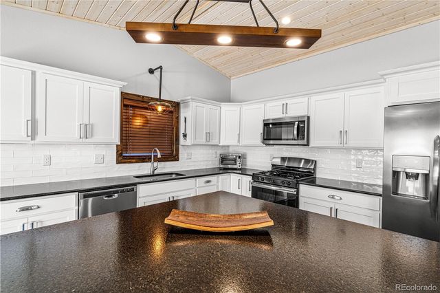 1401 Larkspur Lane, Westcliffe, CO 81252