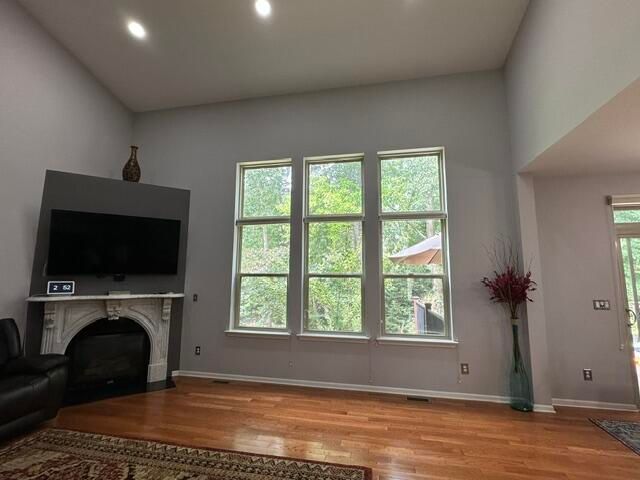 2708 Trillium Hills Drive, Commerce Twp, MI 48382