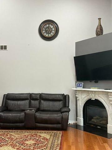 2708 Trillium Hills Drive, Commerce Twp, MI 48382