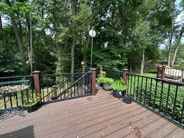 2708 Trillium Hills Drive, Commerce Twp, MI 48382