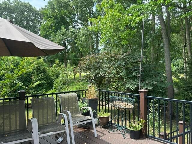 2708 Trillium Hills Drive, Commerce Twp, MI 48382