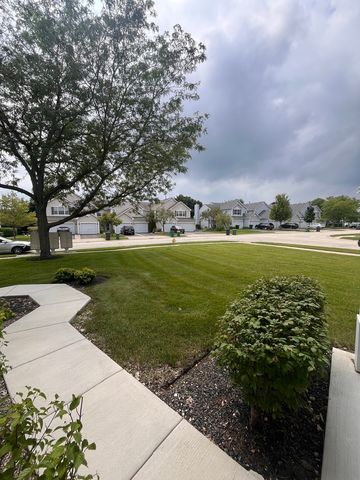 4424 W Brownstone Way, Waukegan, IL 60085