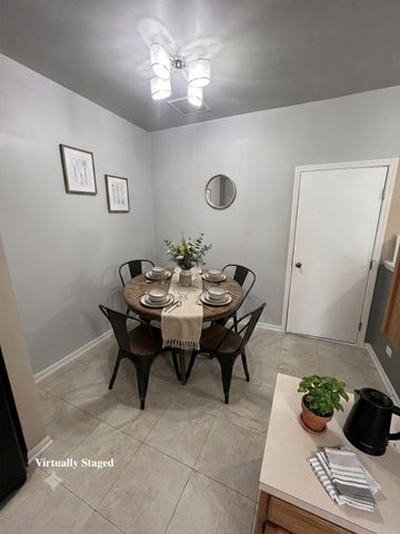 4424 W Brownstone Way, Waukegan, IL 60085