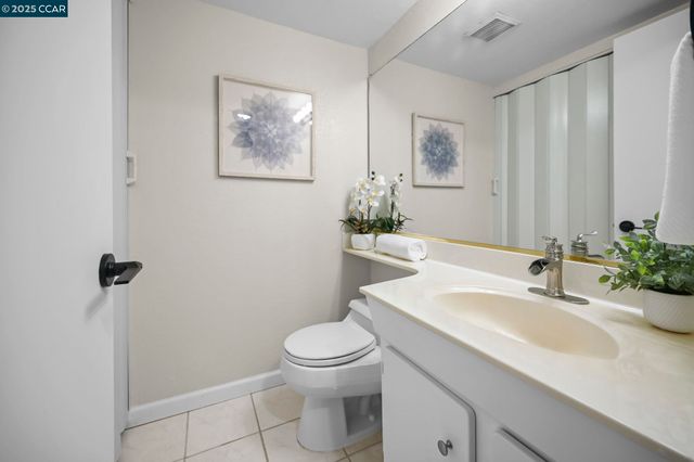 1566 Ashwood Dr, Martinez, CA 94553