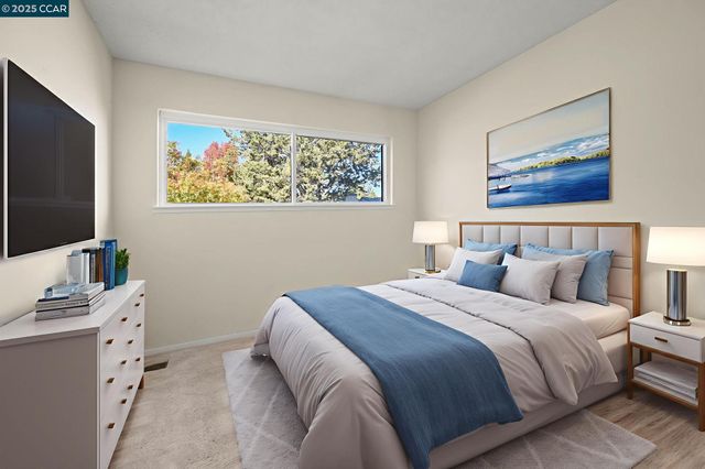 1566 Ashwood Dr, Martinez, CA 94553