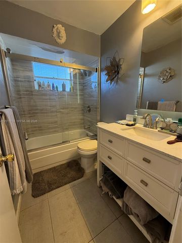 500 NE 14th Ave 302, Hallandale Beach, FL 33009