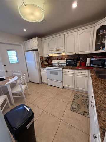 500 NE 14th Ave 302, Hallandale Beach, FL 33009