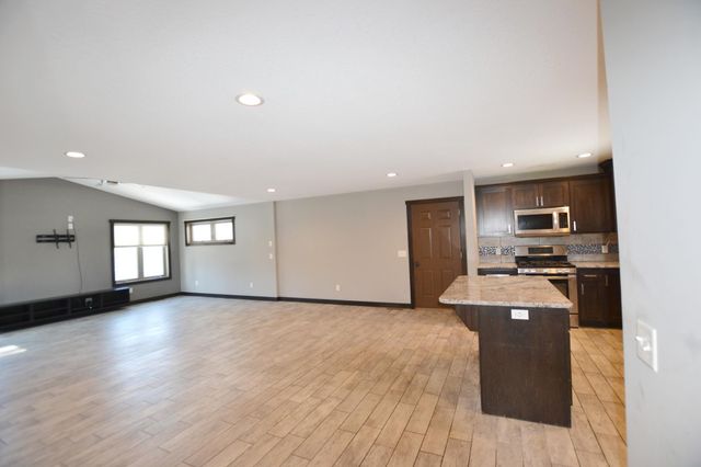 18938 Zumbro Street NW, Elk River, MN 55330