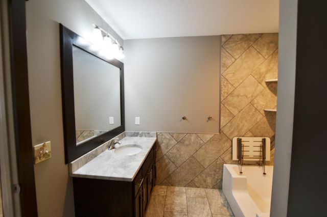 18938 Zumbro Street NW, Elk River, MN 55330