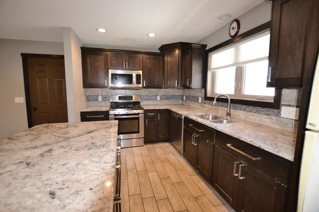 18938 Zumbro Street NW, Elk River, MN 55330