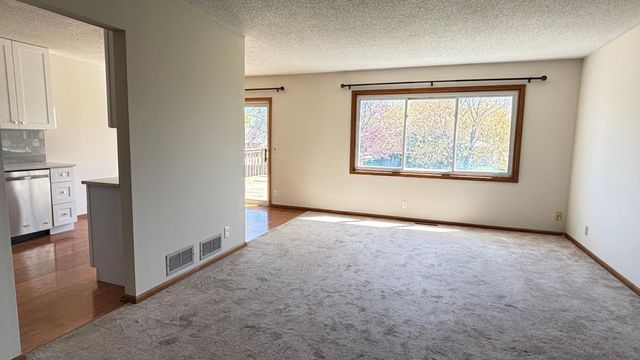 16344 Fantasia Avenue, Rosemount, MN 55068
