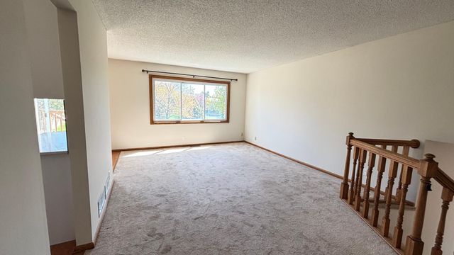 16344 Fantasia Avenue, Rosemount, MN 55068
