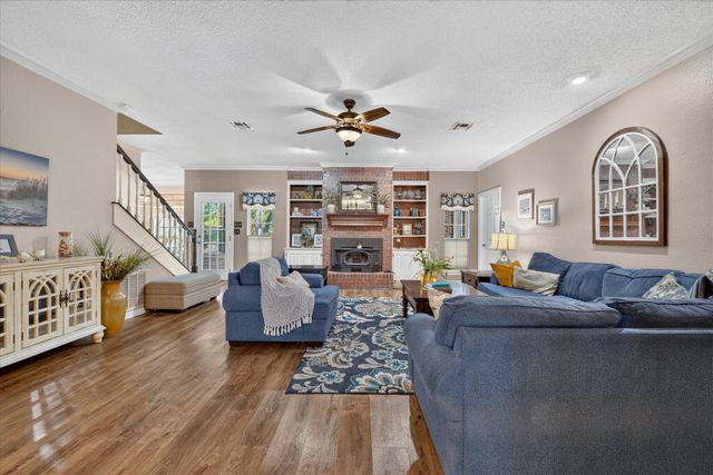 224 Rob Lane, Hudson Oaks, TX 76087