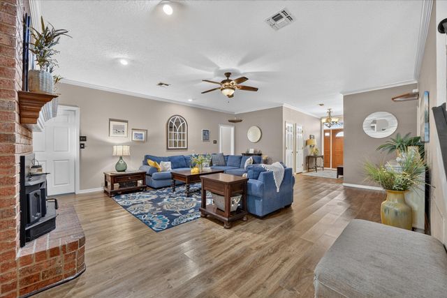 224 Rob Lane, Hudson Oaks, TX 76087