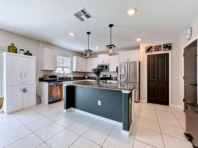 5519 BLUE AZURE DRIVE, Wimauma, FL 33598
