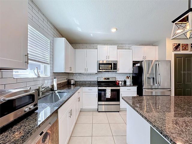 5519 BLUE AZURE DRIVE, Wimauma, FL 33598