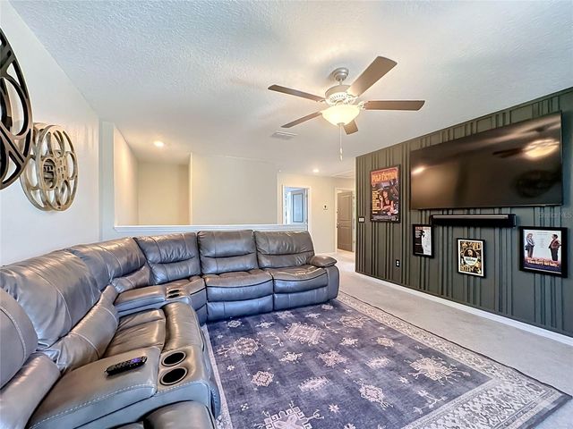 5519 BLUE AZURE DRIVE, Wimauma, FL 33598