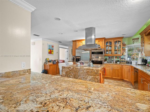 6365 NW 79th Way, Parkland, FL 33067