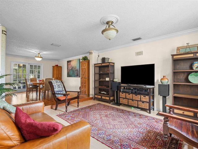 6365 NW 79th Way, Parkland, FL 33067