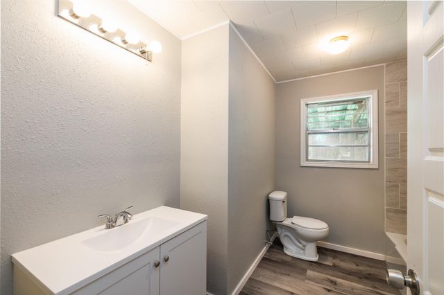 116 E Wallace ST, Gonzales, TX 78629