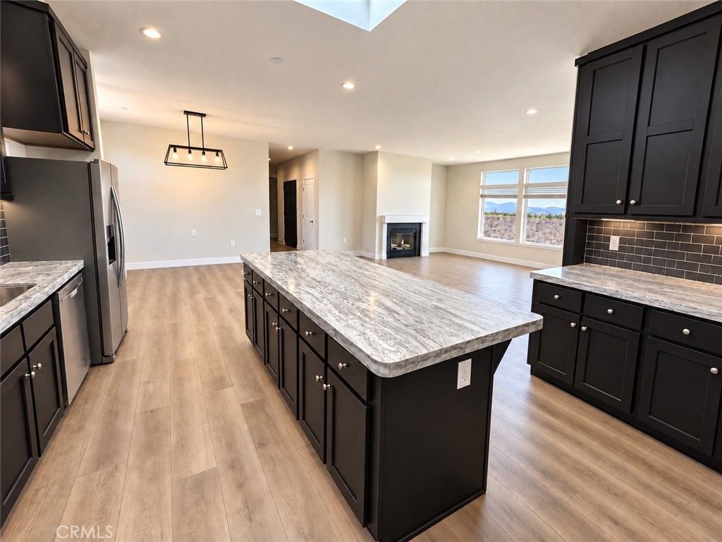 32425 Weber, Hemet, CA 92544 — photo 3