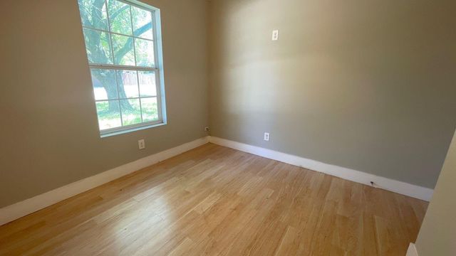 11435 Raincove Drive A, Houston, TX 77016
