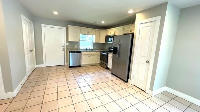 11435 Raincove Drive A, Houston, TX 77016