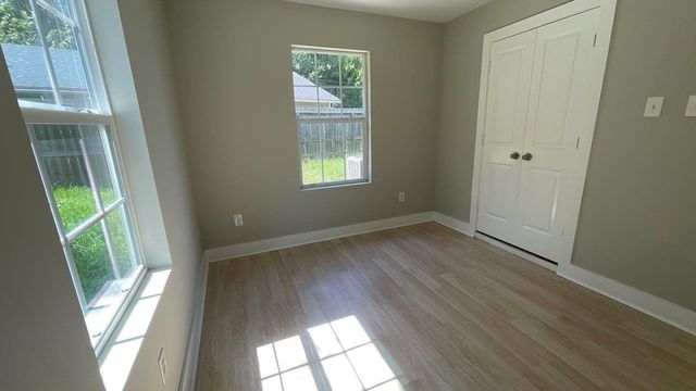 11435 Raincove Drive A, Houston, TX 77016