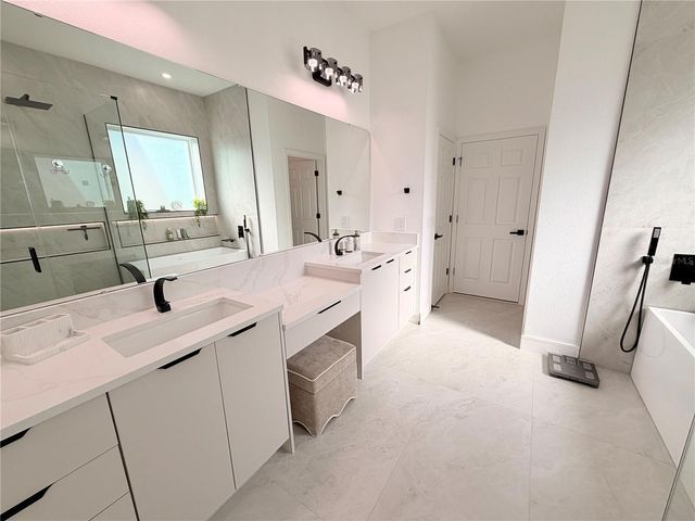 12779 WESTSIDE VILLAGE LOOP, Windermere, FL 34786