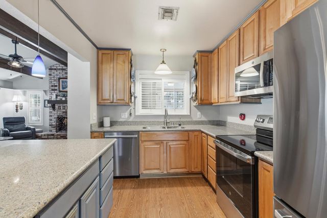 124 E Lowell Ave, Tracy, CA 95376