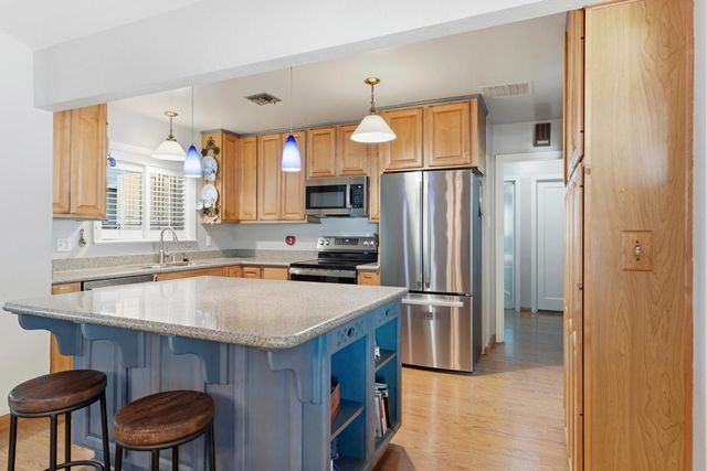 124 E Lowell Ave, Tracy, CA 95376