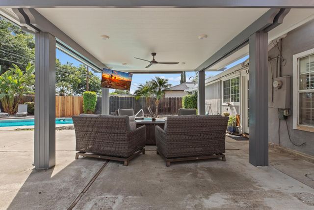 124 E Lowell Ave, Tracy, CA 95376