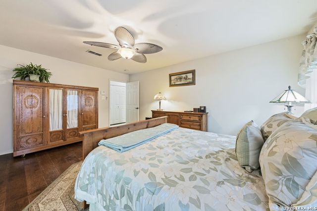 138 Alabaster, Universal City, TX 78148