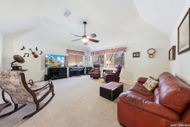 138 Alabaster, Universal City, TX 78148