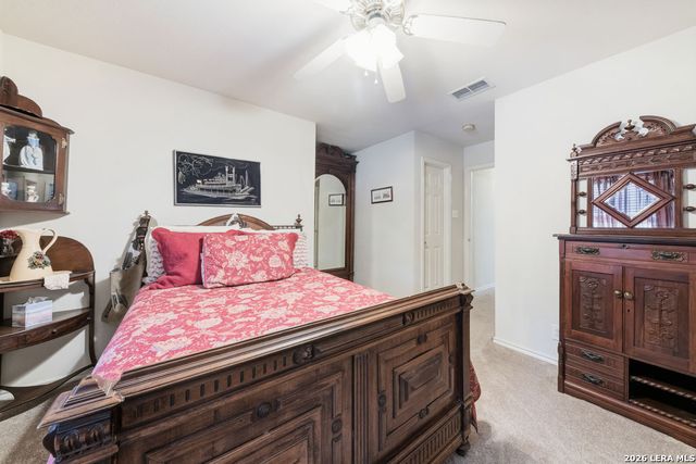 138 Alabaster, Universal City, TX 78148