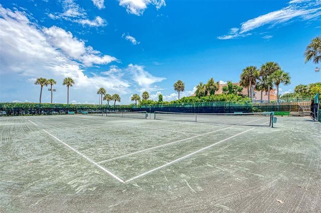 5855 MIDNIGHT PASS ROAD 426, Sarasota, FL 34242