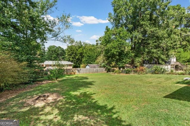 2406 Woodland Drive NW, Kennesaw, GA 30152