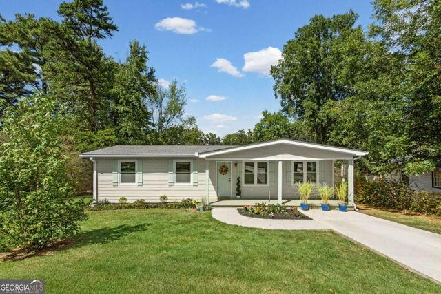 2406 Woodland Drive NW, Kennesaw, GA 30152