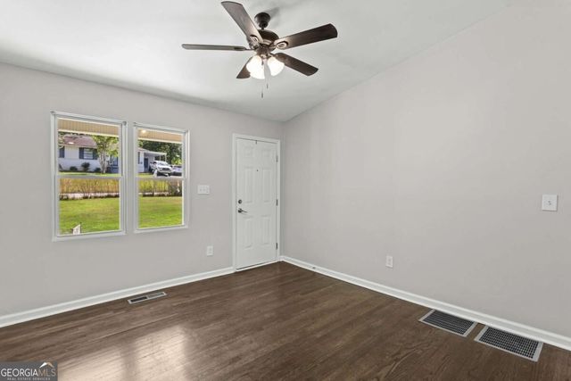 2406 Woodland Drive NW, Kennesaw, GA 30152
